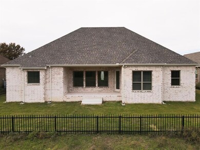 1301 Carnoustie Dr, Ennis, TX 75119 - photo 6