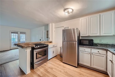 1381 Normandy Dr NE unit 2, Atlanta, GA 30306 - photo 6