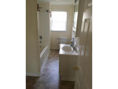 932 Hopson St, Johnson City, TN 37601 - photo 6