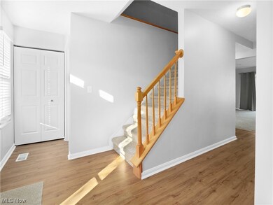 24640 Thicket Ln unit K28, Olmsted Falls, OH 44138 - photo 7