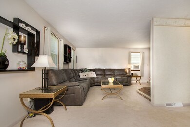 22 Dorothy Dr, Plymouth, MA 02360 - photo 7