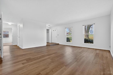 6355 Corbly Rd, Cincinnati, OH 45230 - photo 5