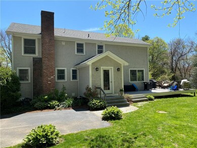 135 Willett Rd, Saunderstown, RI 02874 - photo 4