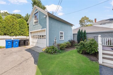 360 Broadway, Newport, RI 02840 - photo 4