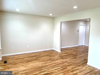 26 Blackburn Ct, Burtonsville, MD 20866 - photo 4