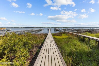 Hog Slat Dock