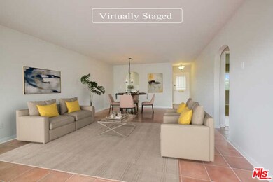 Virtually staged