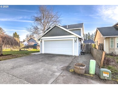 17737 SW Crossview Ct, Beaverton, OR 97006 - photo 4