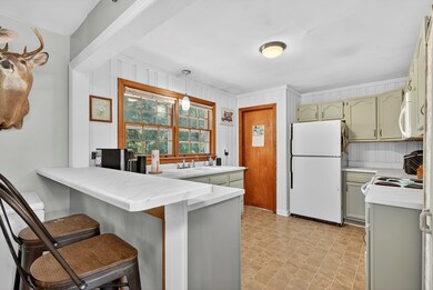 1348 Highland Dr, Marion, VA 24354 - photo 7