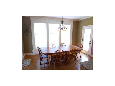 Spacious Breakfast Room holds a family table!