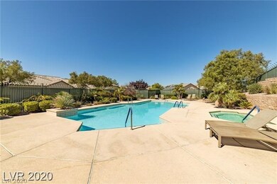 Community Pool & Spa