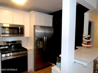 357 Sequoia Ct, Howell, NJ 07731 - photo 5