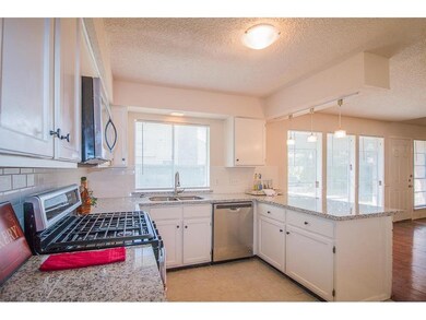 6027 Whitter Forest Dr, Houston, TX 77088 - photo 6