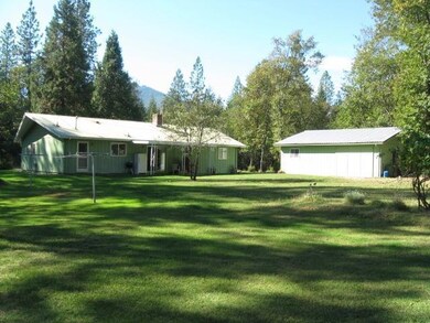 174 Fish Hatchery Rd, Grants Pass, OR 97527 - photo 7