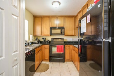 3869 Island Way, Saint Petersburg, FL 33705 - photo 3