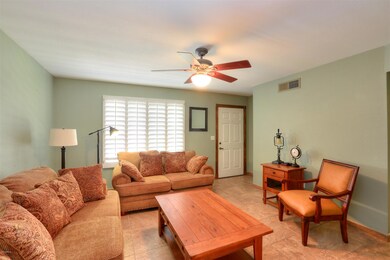 Coralbell Ave 3523E 5