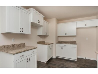Appliances (Dishwasher, Microwave, Stove) are avai
