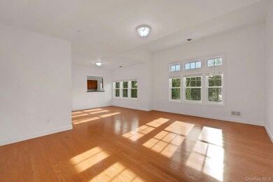 400 Main St unit 5, Armonk, NY 10504 - photo 3