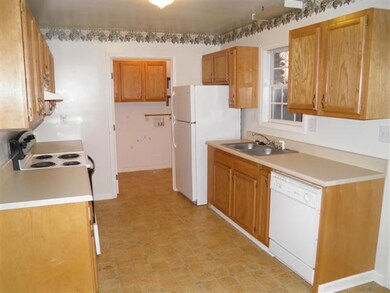 254 Fox Creek Ct, Manchester, TN 37355 - photo 4