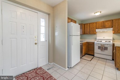 2482 Norrington Dr, Norristown, PA 19403 - photo 4