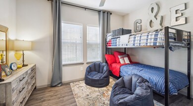 12752 N Houston Rosslyn Rd unit 136, Houston, TX 77086 - photo 6