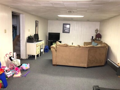 28271 Gilchrist Dr, Euclid, OH 44132 - photo 7