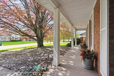 04-3500-Colchester-Rd-Lansing-MI-48906-W