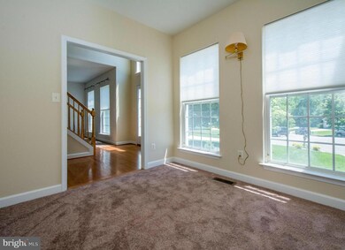 11207 Poplar Grove Ct, Laurel, MD 20708 - photo 4