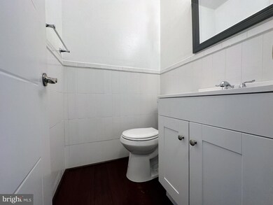 48 Daimler Dr unit 109, Capitol Heights, MD 20743 - photo 7