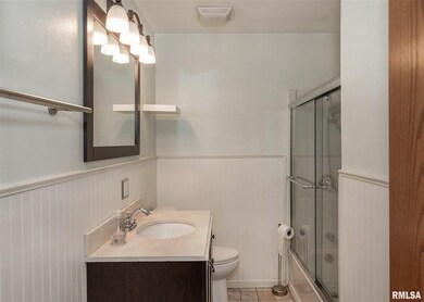 723 W 58th St, Davenport, IA 52806 - photo 7