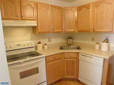 2 Carter Braxton Bldg unit 2, Blackwood, NJ 08012 - photo 2