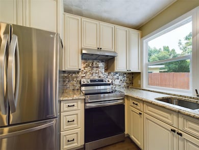 1705 Avenue D NE, Winter Haven, FL 33881 - photo 6