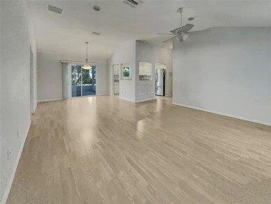 17472 SE 72nd Overbrook Ct, The Villages, FL 32162 - photo 3