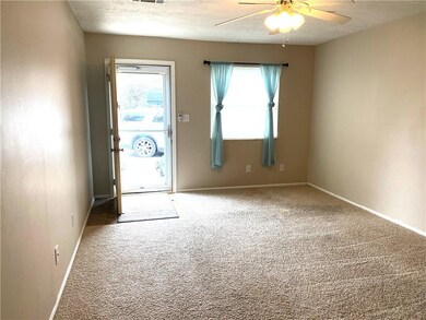 2970 Abounding Dr, Columbus, IN 47201 - photo 2