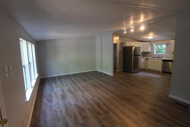 154 Lake Ellen Shores Dr, Crawfordville, FL 32327 - photo 2