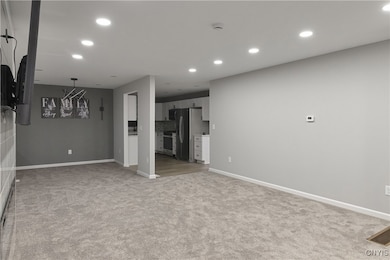 219 Barrington Rd, Syracuse, NY 13214 - photo 6