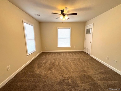 99 Clinton St unit 101 1/2, Mount Clemens, MI 48043 - photo 4