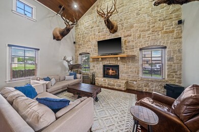 113 Settlement Dr, Fredericksburg, TX 78624 - photo 7