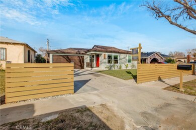 New Modern Privacy Fencing