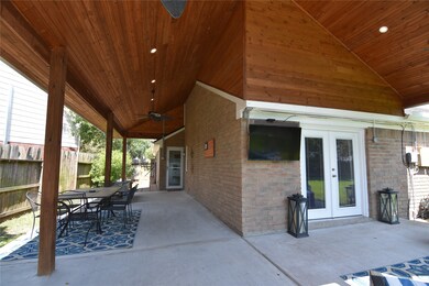 3907 Spring Crest Ct, Pearland, TX 77584 - photo 4