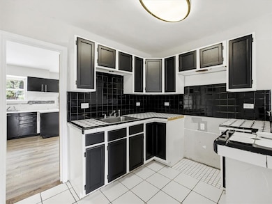 1220 Colfax Cir, Richardson, TX 75080 - photo 6