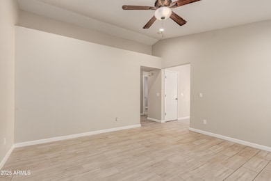 2112 E Robin Ln, Phoenix, AZ 85024 - photo 3