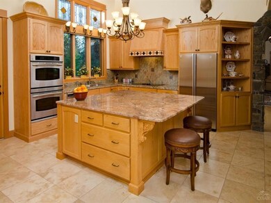 61858 Bunker Hill Ct, Bend, OR 97702 - photo 7