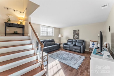 75 Laurelwood Dr unit 91, Marion, NC 28752 - photo 4