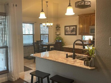 2005 Lindentree Dr, Weatherford, TX 76086 - photo 4