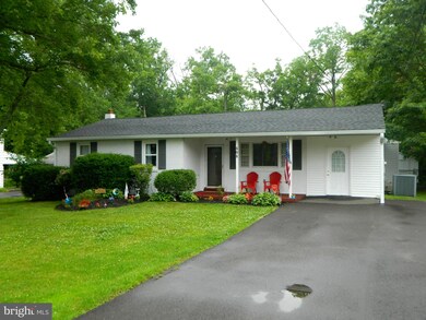 404 Woodbine Ave, Feasterville Trevose, PA 19053 - photo 2