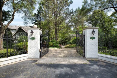 Gated Entry to Bridlegate