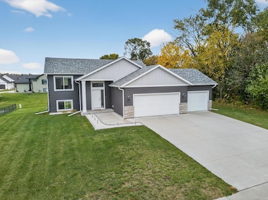 412 9th St W, Mantorville, MN 55955 - photo 2