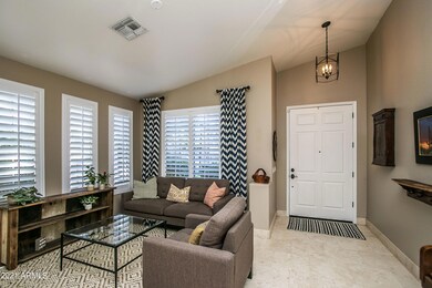 Vaughn Ave-4