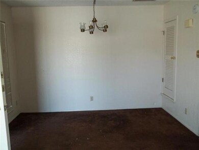 10720 Forest Ridge Ln, El Paso, TX 79935 - photo 2